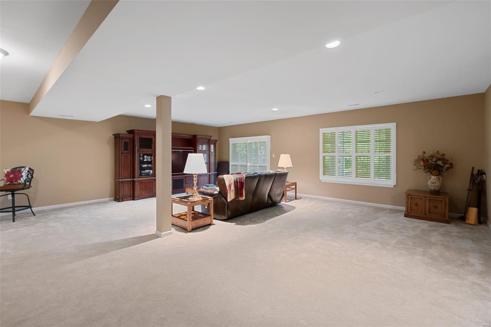 643 Barrow Ridge Court