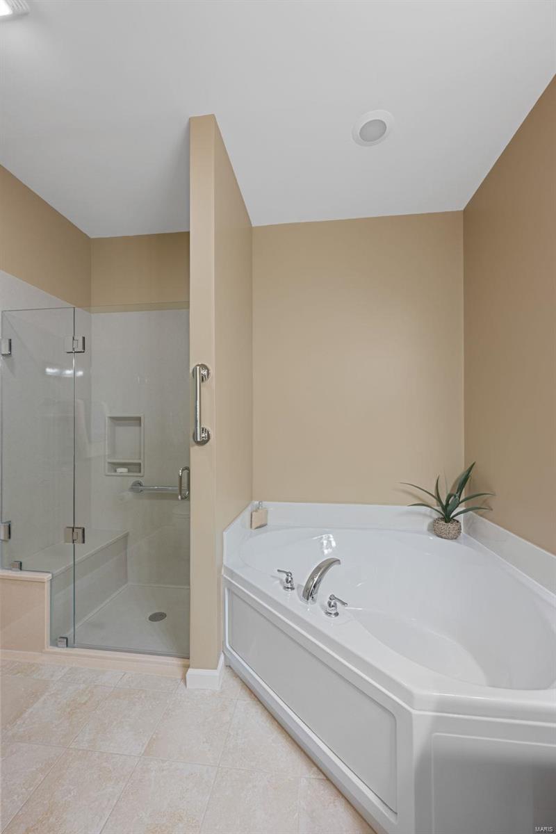 643 Barrow Ridge Court