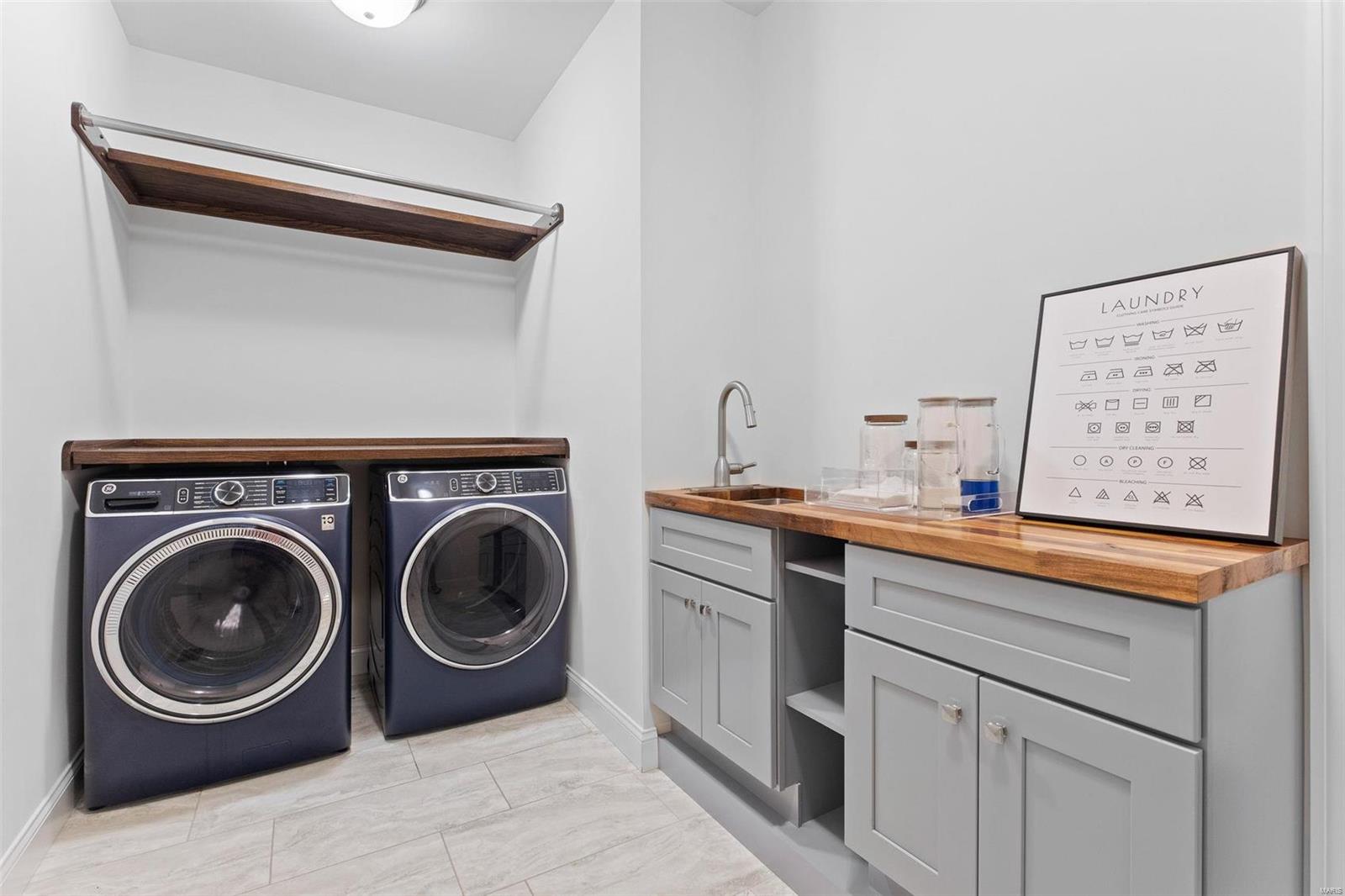 16880 Red Dragon Place