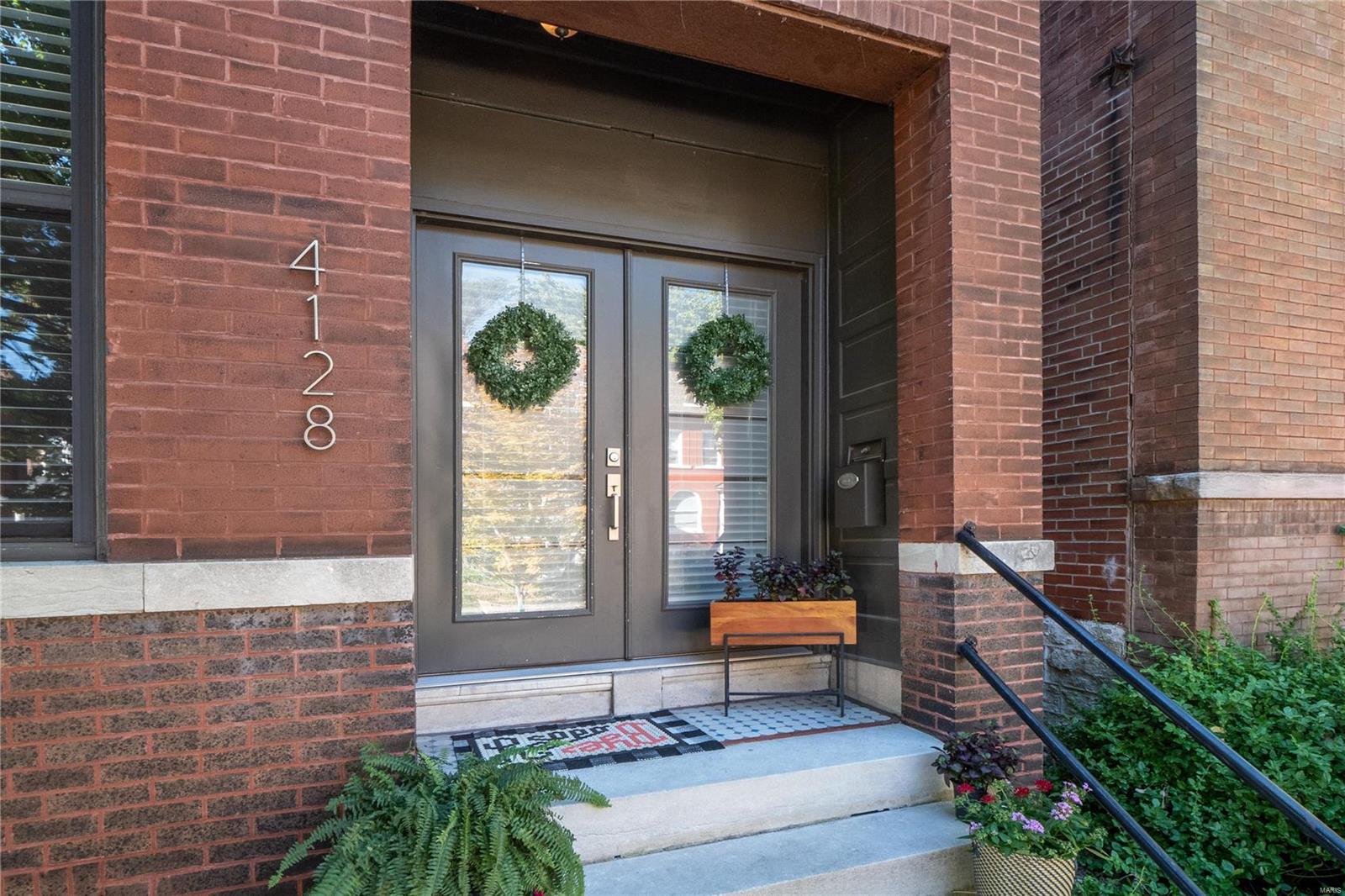 4128 Shenandoah Avenue