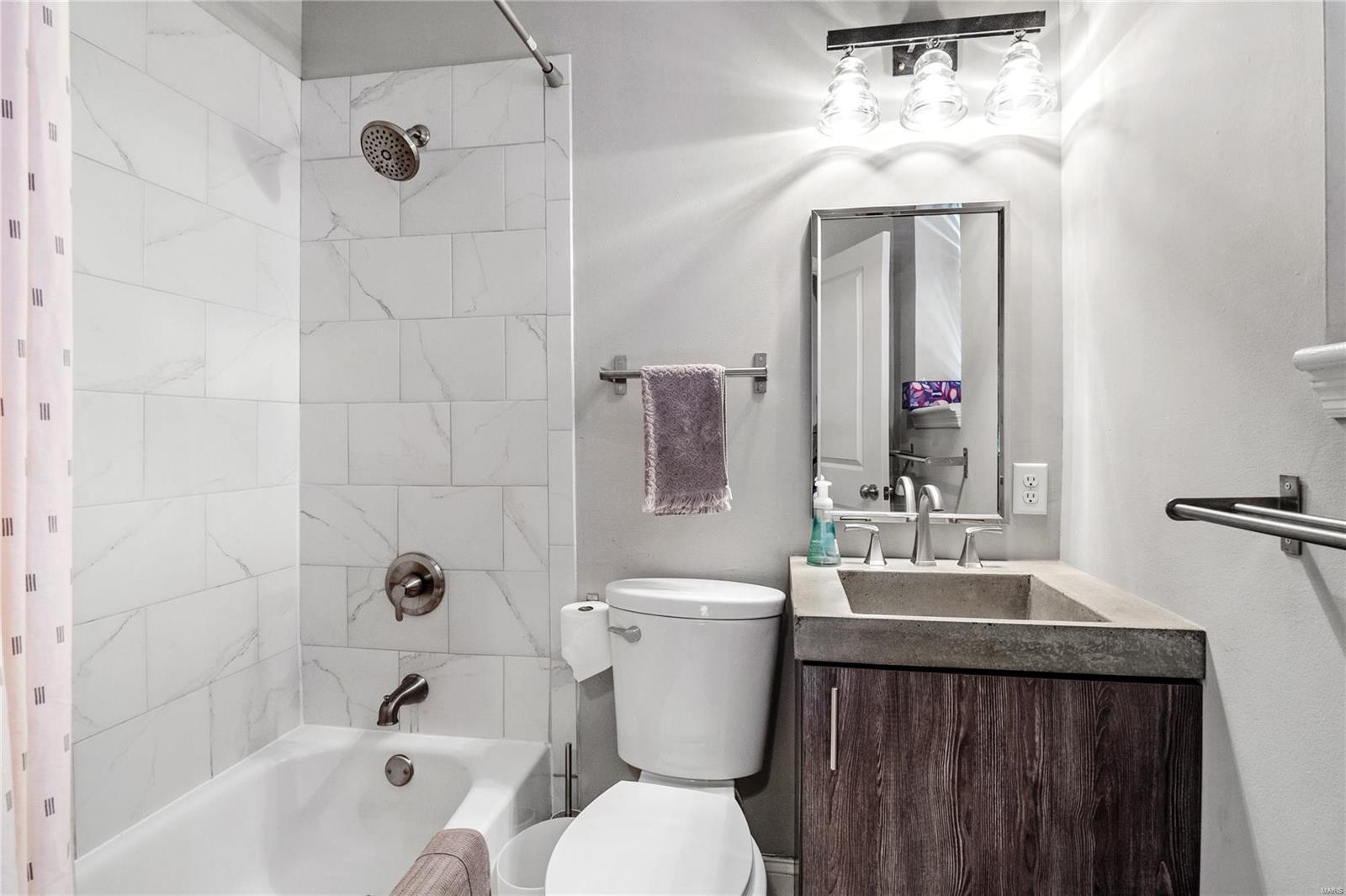 4128 Shenandoah Avenue