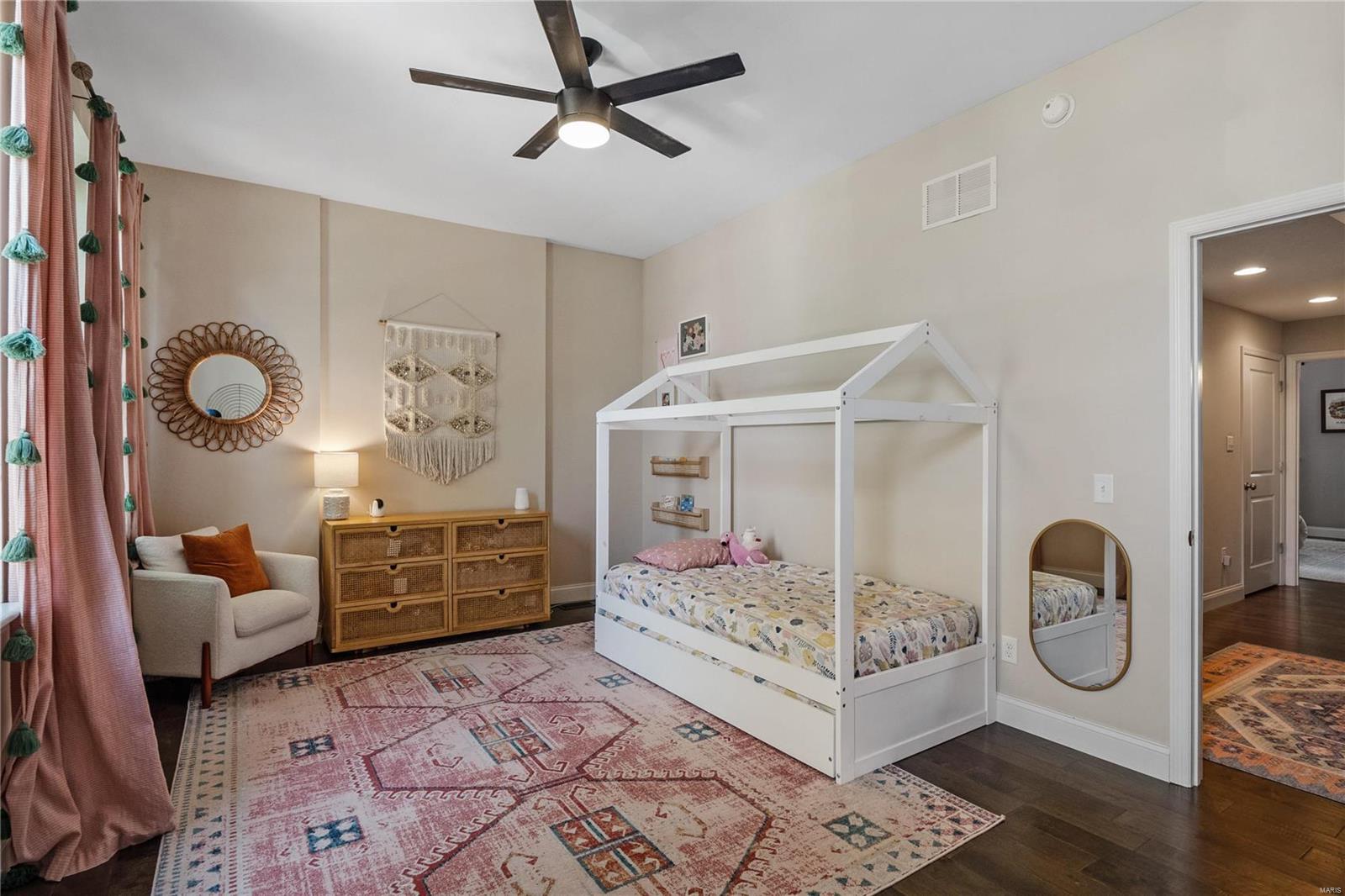 4128 Shenandoah Avenue