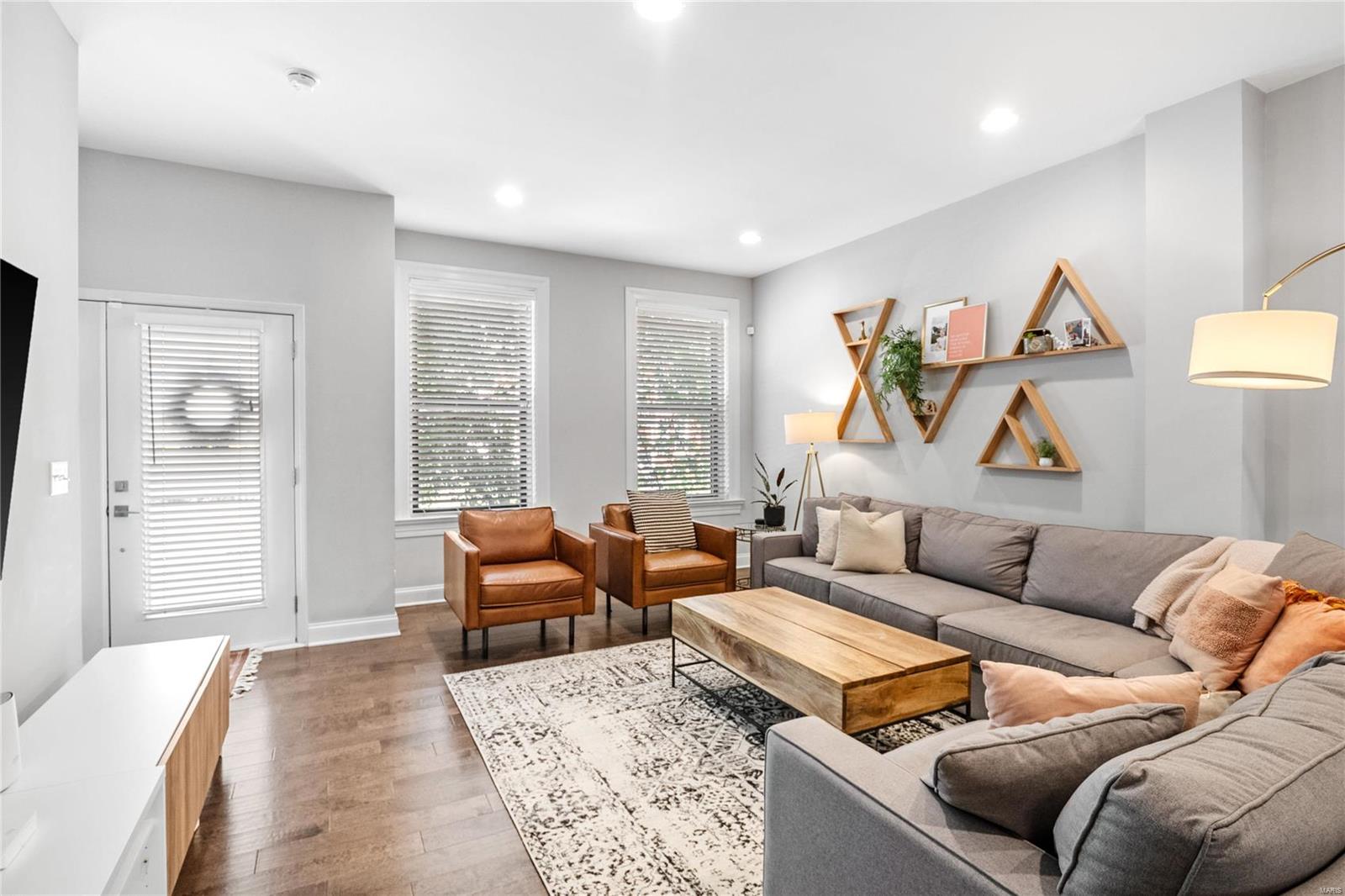 4128 Shenandoah Avenue