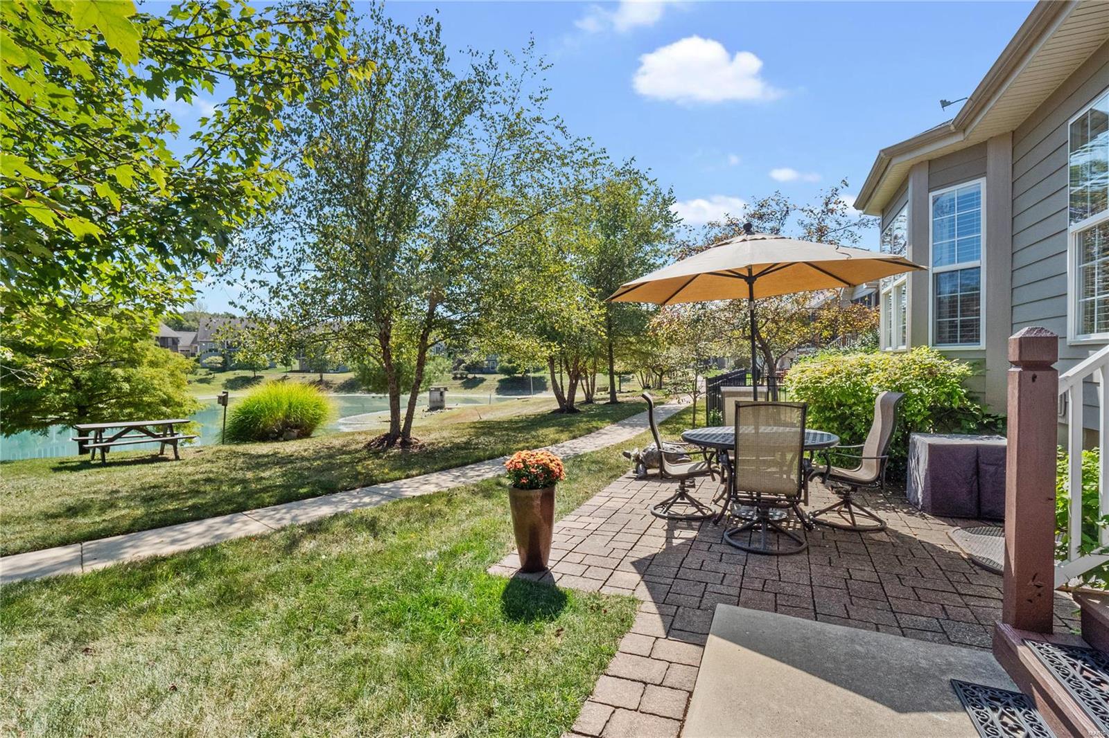 138 Meadows Of Wildwood Boulevard