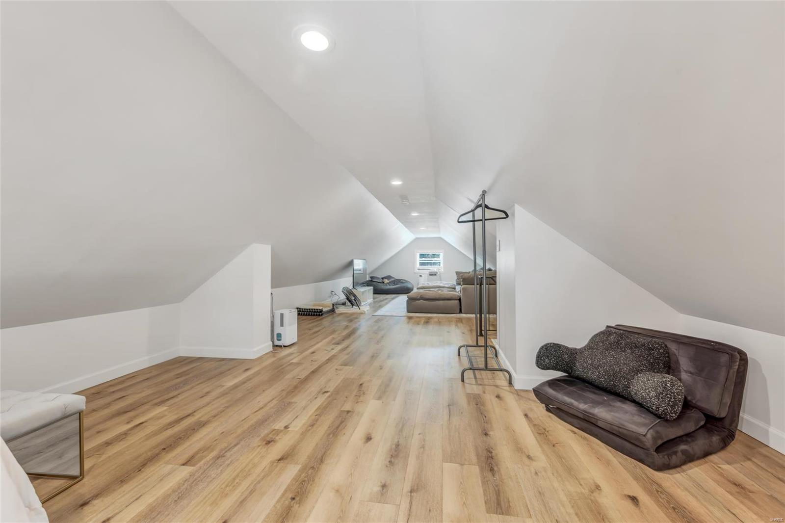 6315 Bancroft Avenue