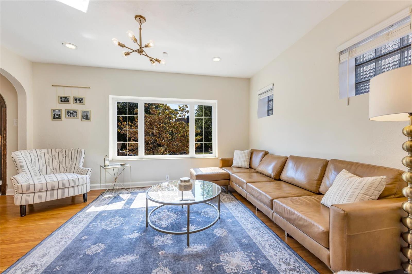 6315 Bancroft Avenue