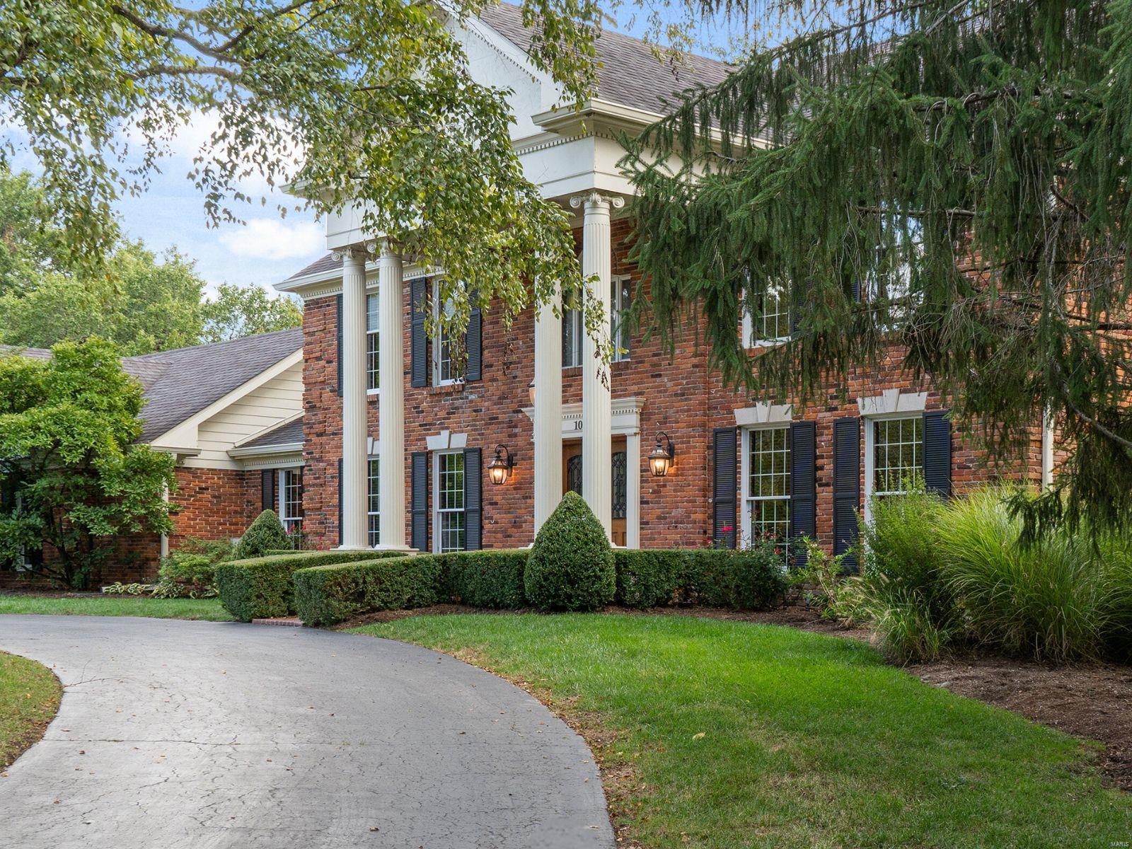 1025 Wellington Terrace