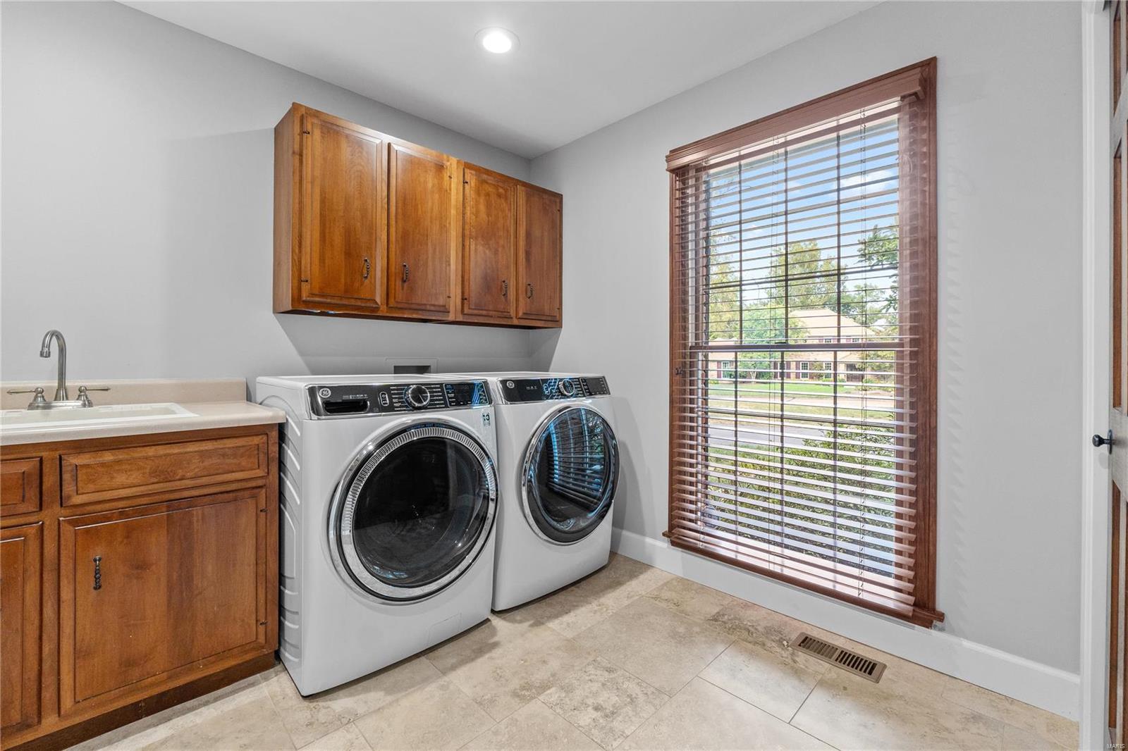 1025 Wellington Terrace