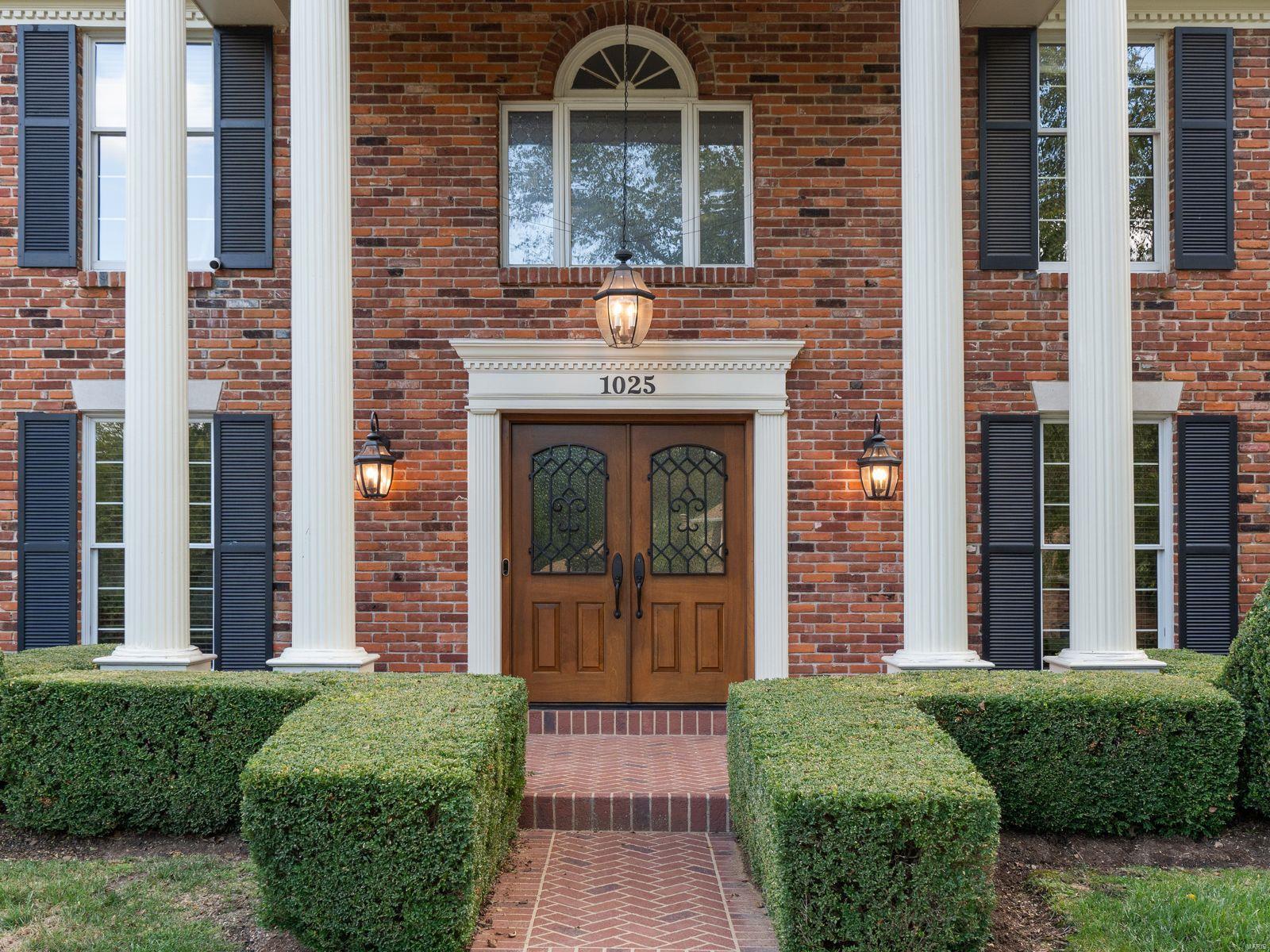 1025 Wellington Terrace