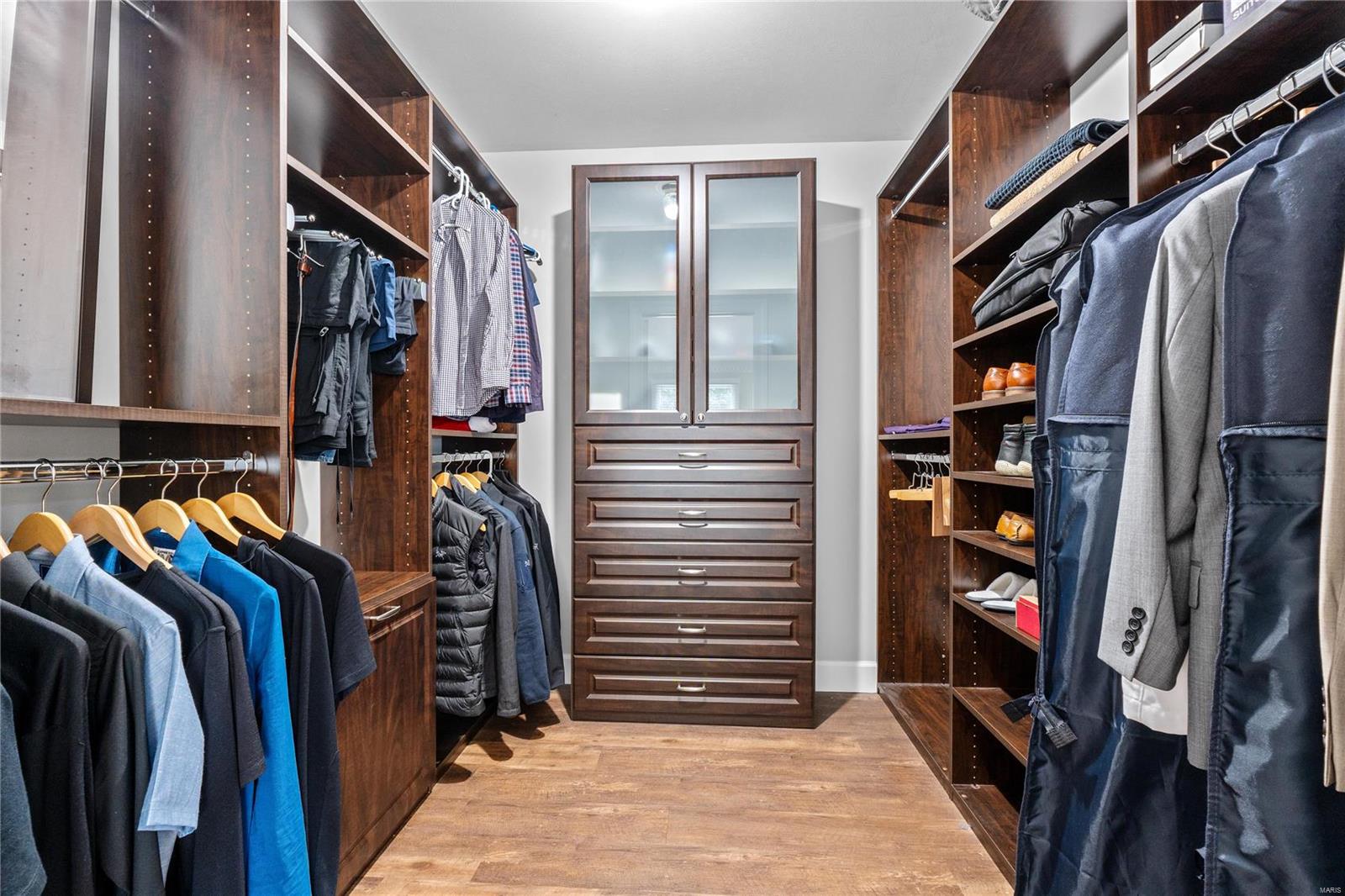 1025 Wellington Terrace