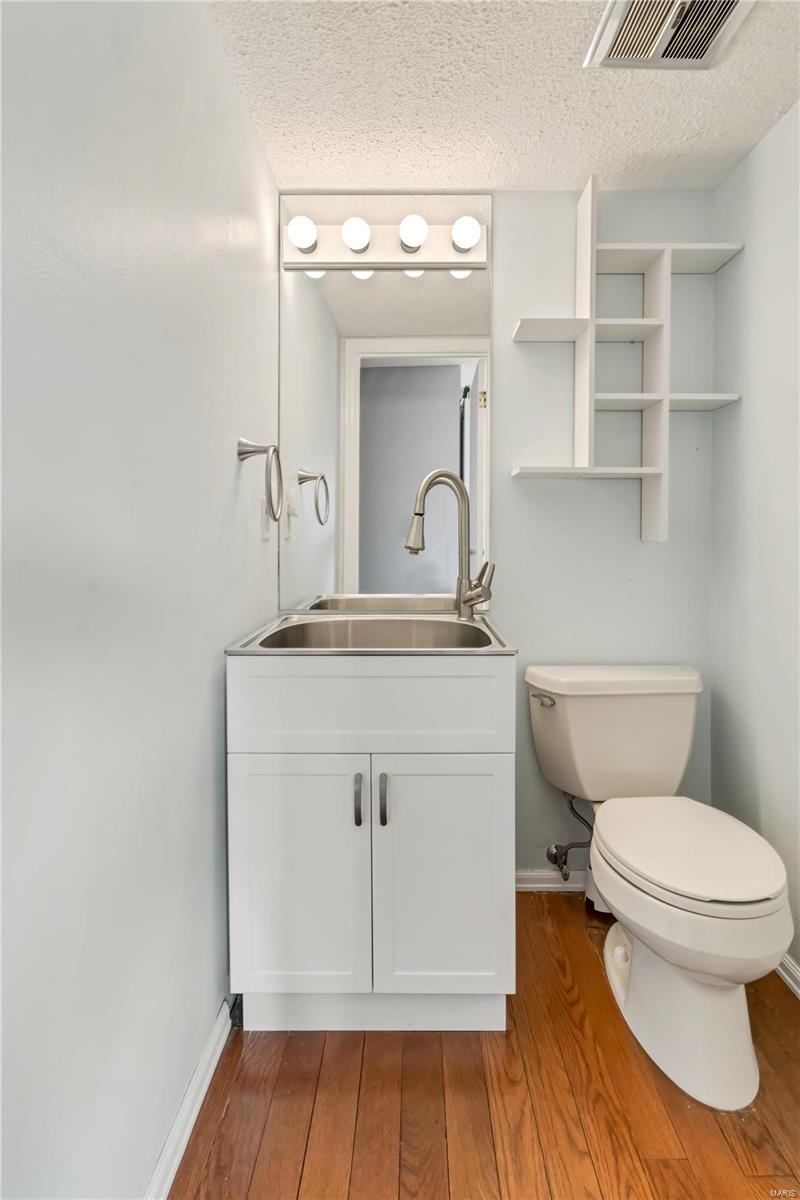 7941 Royal Arms Court