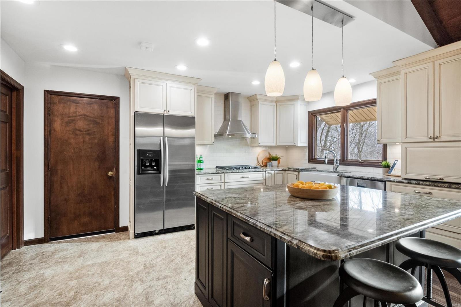 16484 Horseshoe Ridge Road