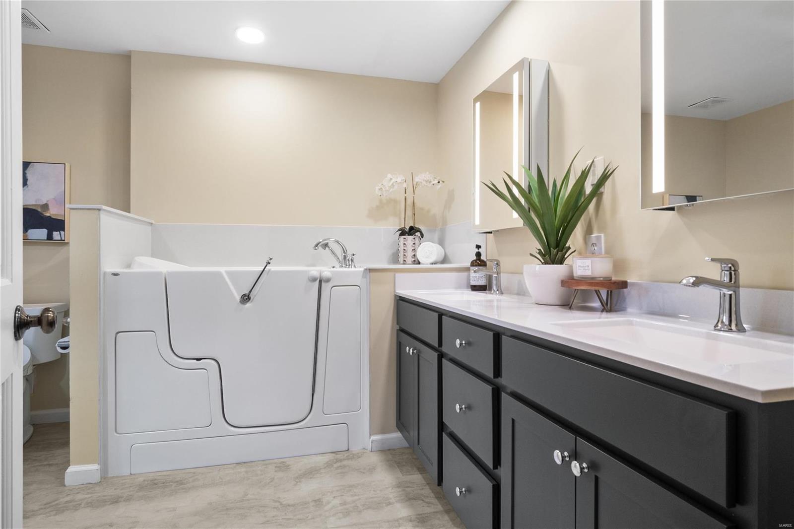 16484 Horseshoe Ridge Road