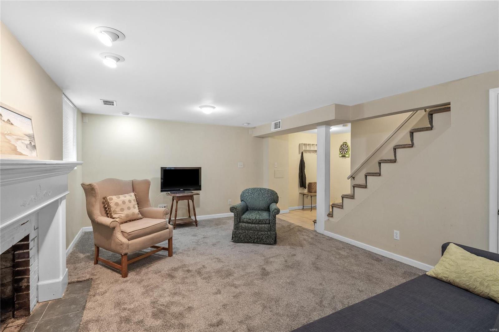 8116 Pershing Avenue