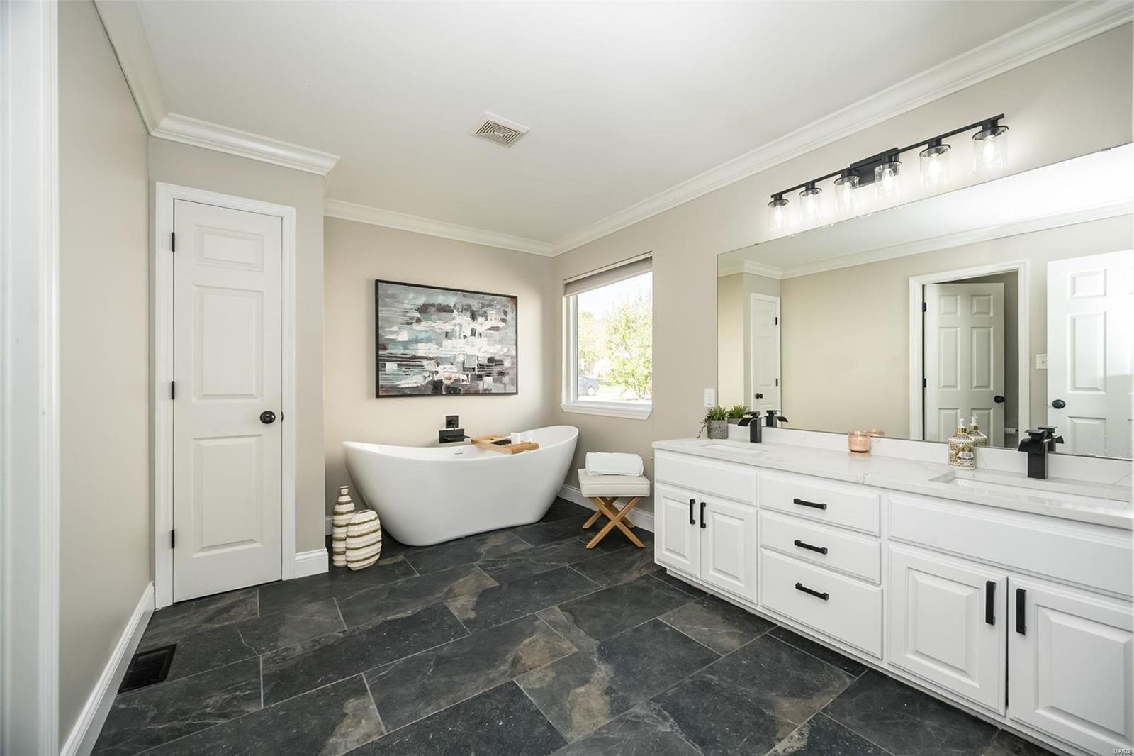 266 Romaine Spring View