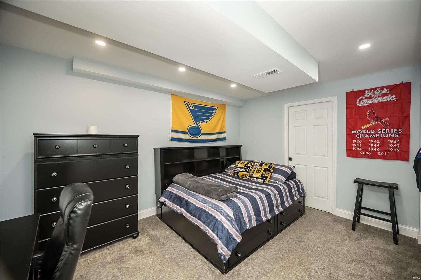 266 Romaine Spring View