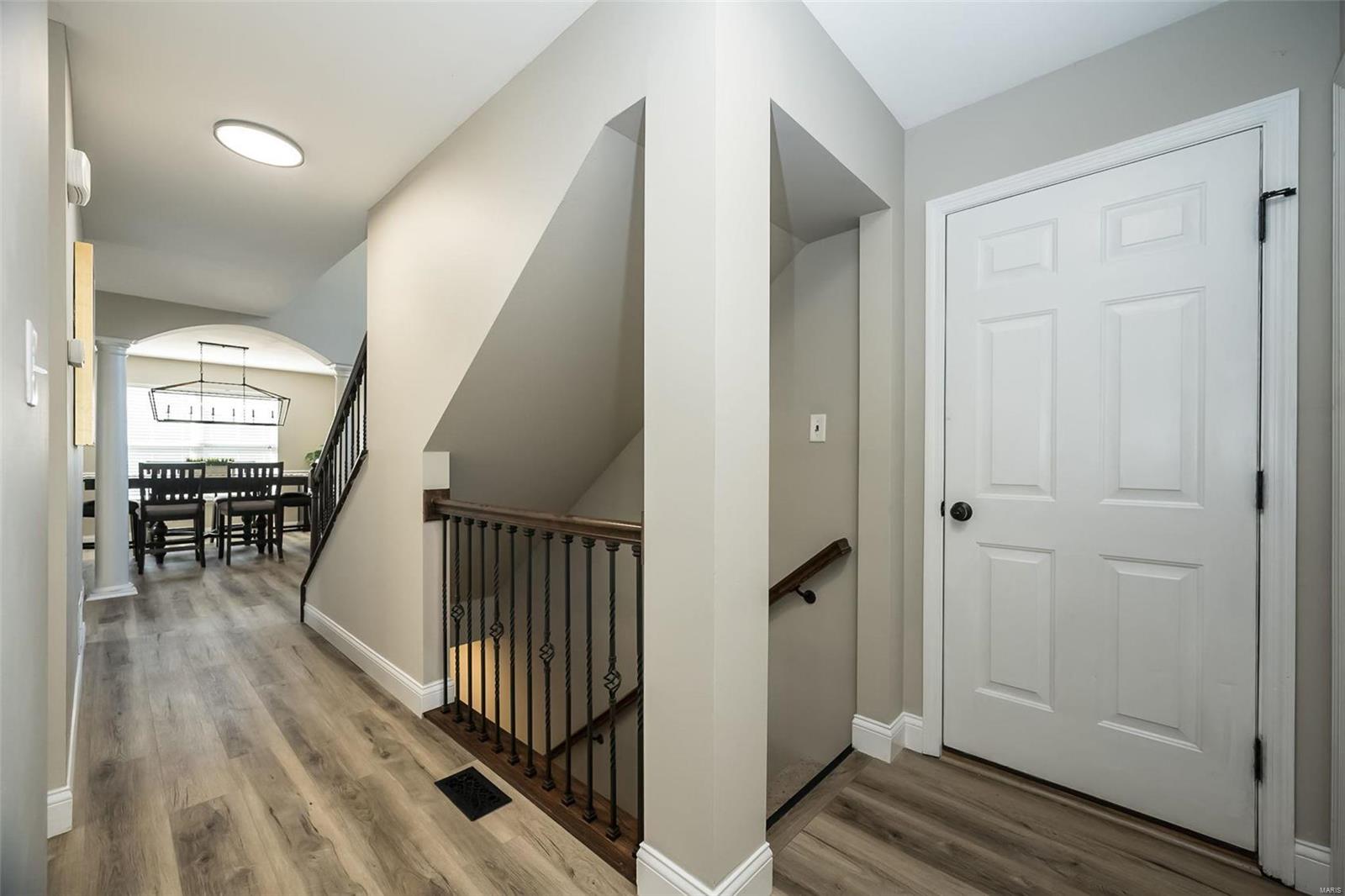 266 Romaine Spring View
