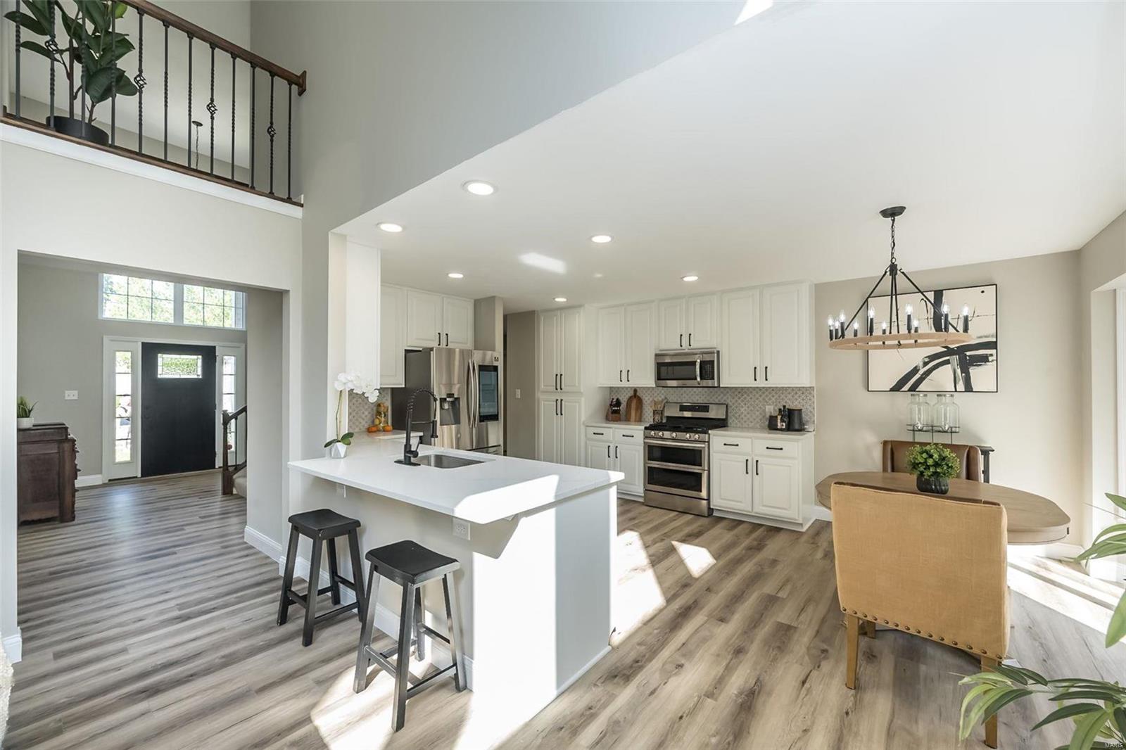 266 Romaine Spring View