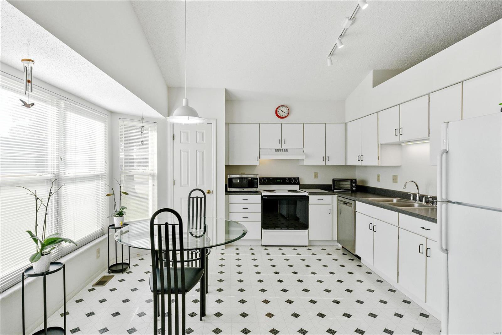 7249 Cinnamon Teal Drive