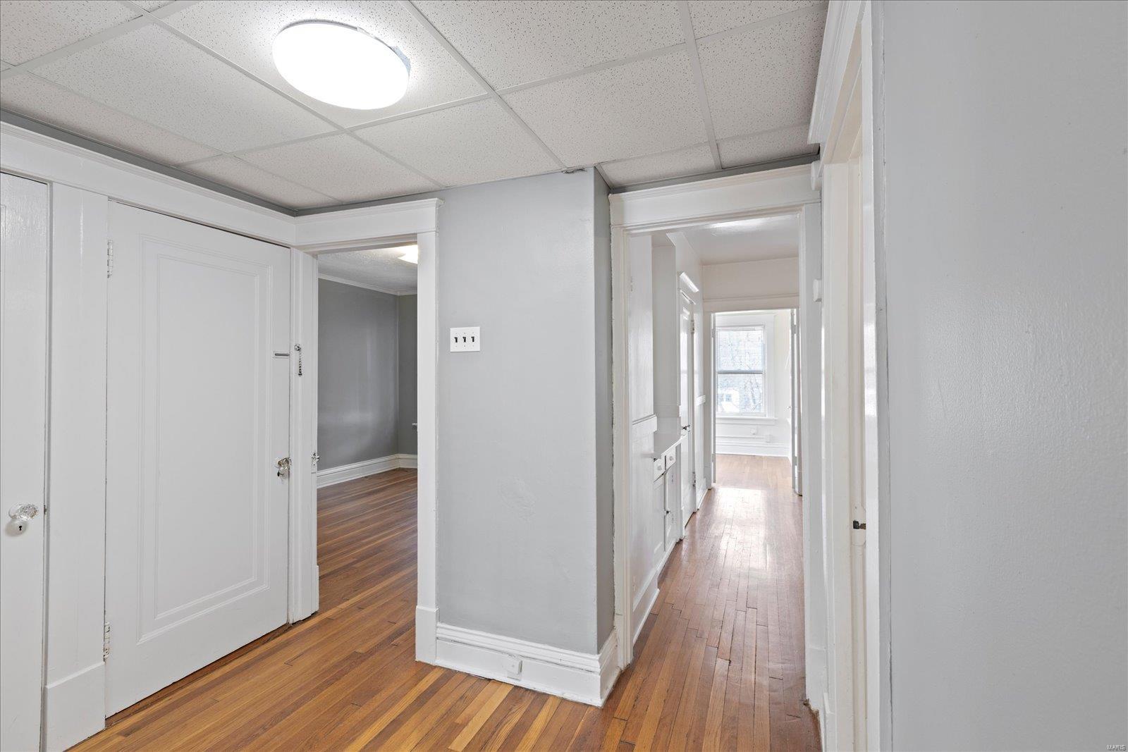 1027 Commodore Drive