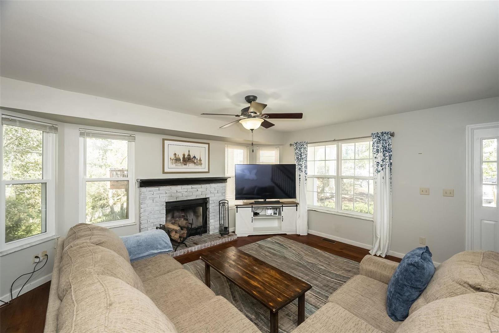 483 Valparaiso Court