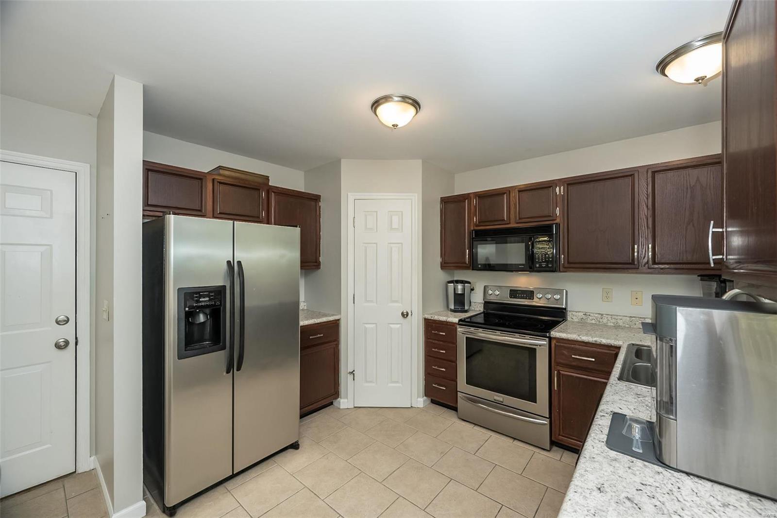 483 Valparaiso Court