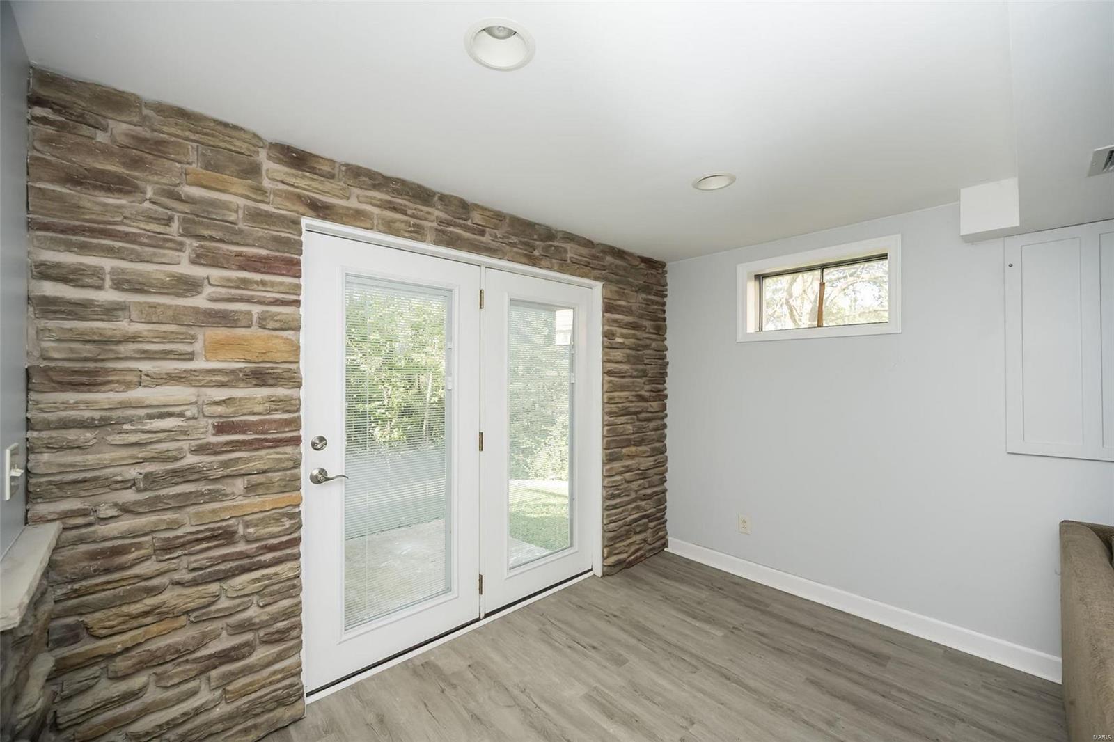 483 Valparaiso Court