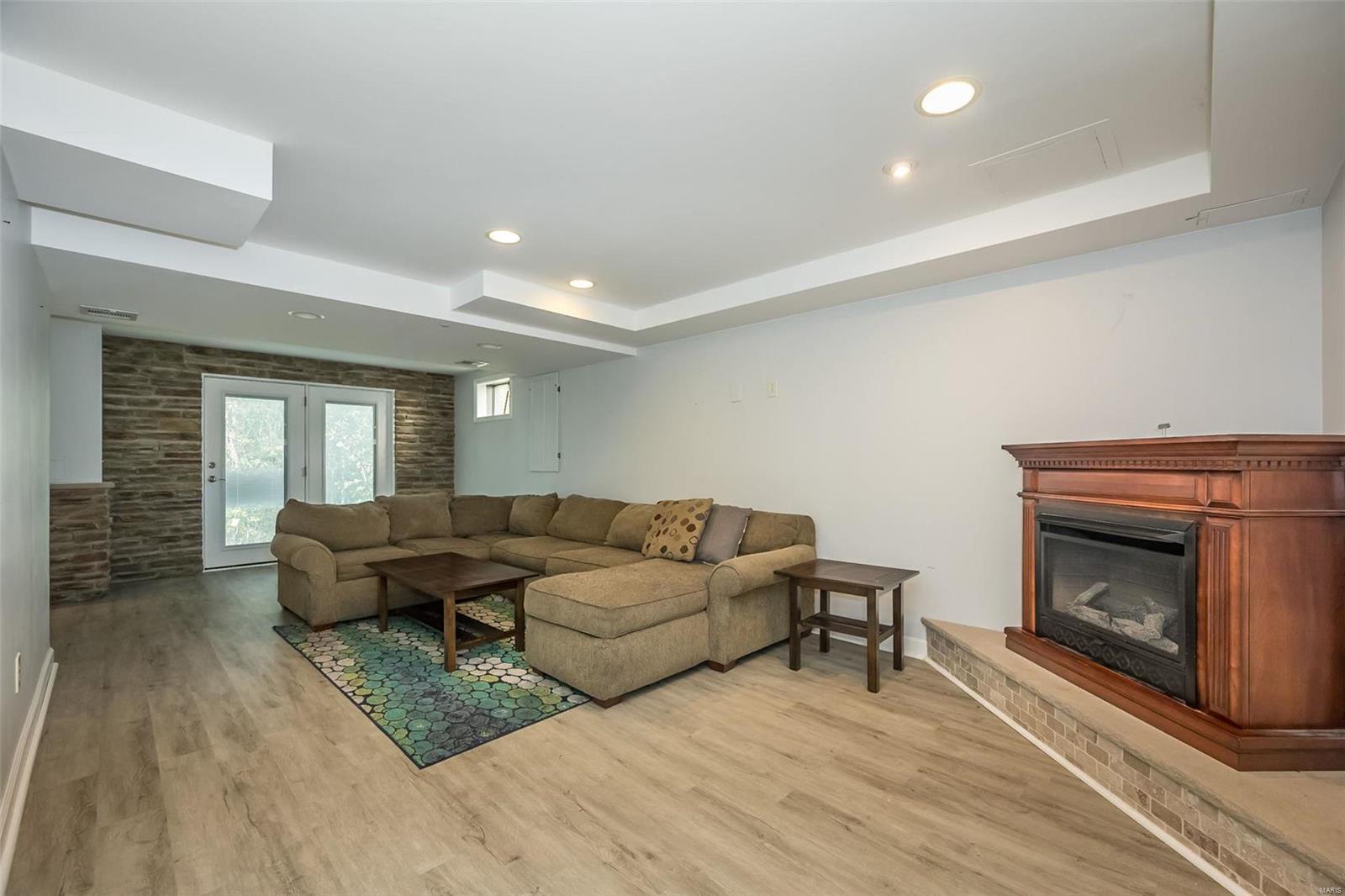 483 Valparaiso Court