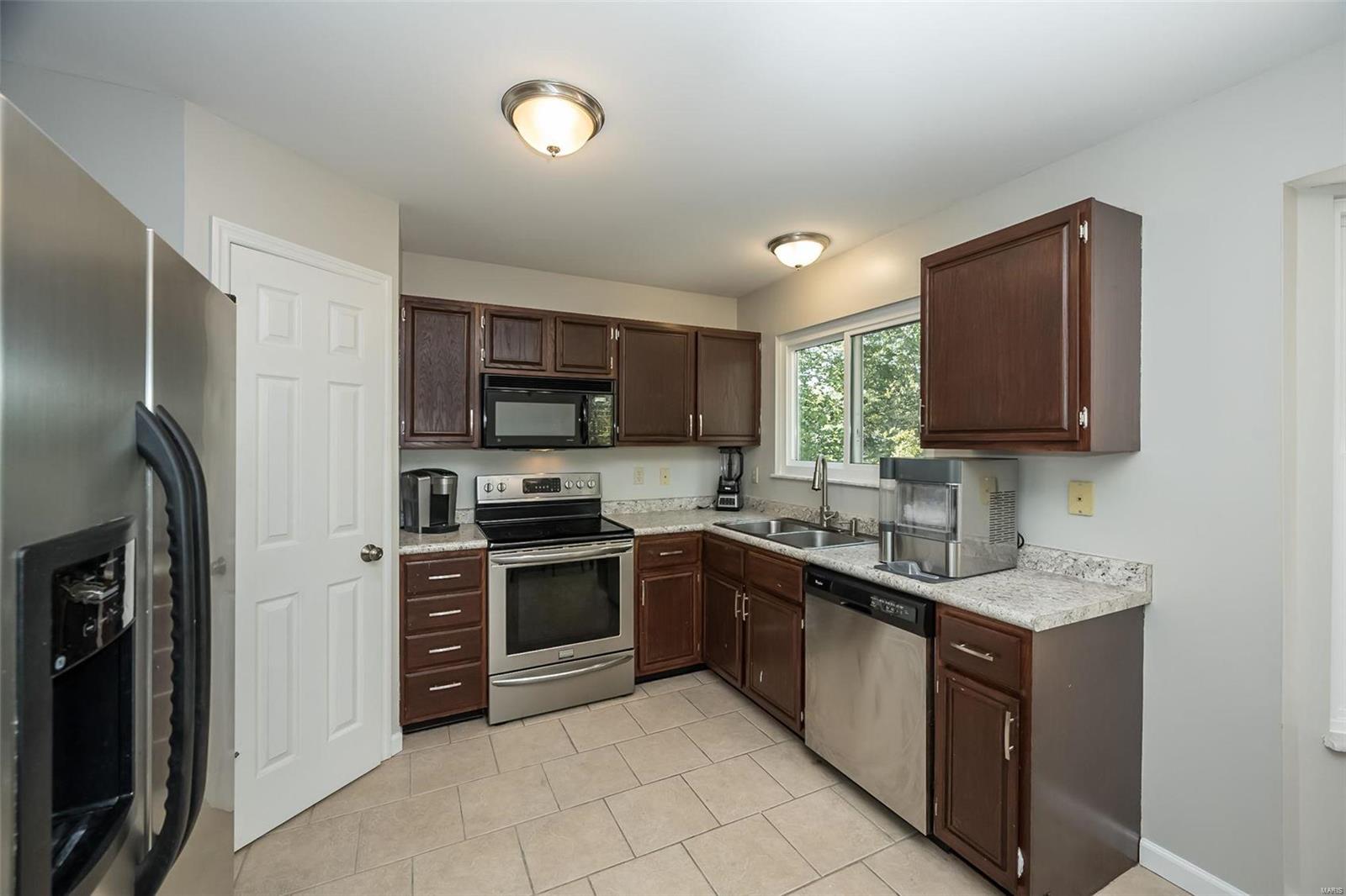 483 Valparaiso Court