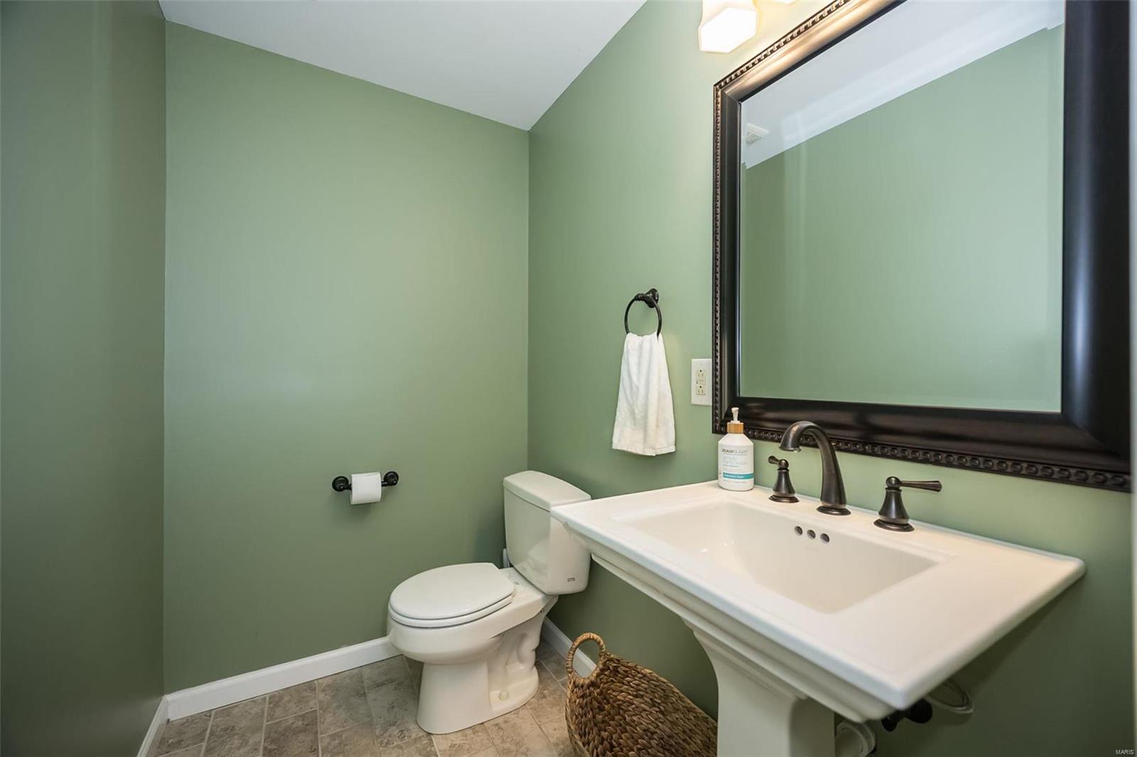 483 Valparaiso Court