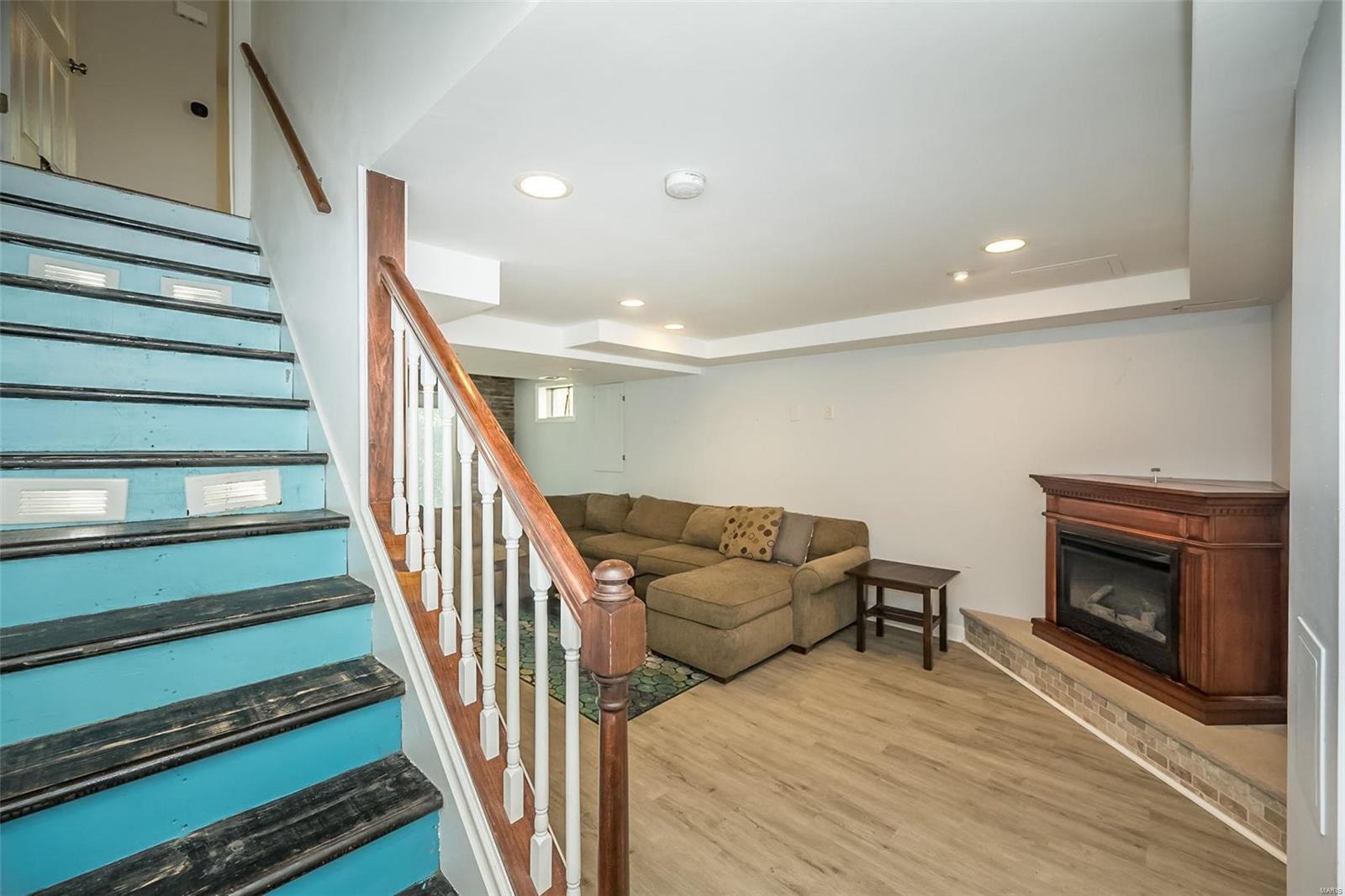 483 Valparaiso Court