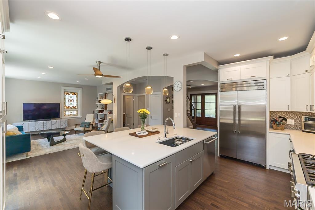 6446 San Bonita Avenue