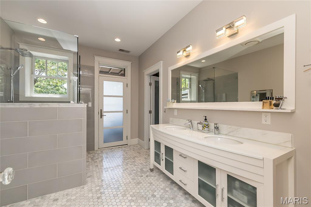 6446 San Bonita Avenue