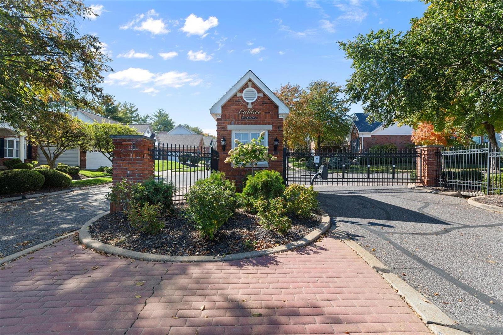 15300 Oaktree Estates Drive