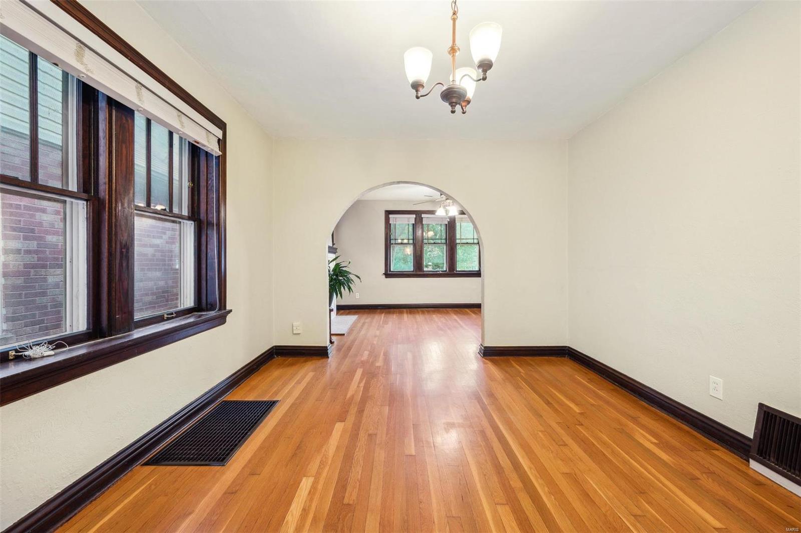 4065 Fairview Avenue