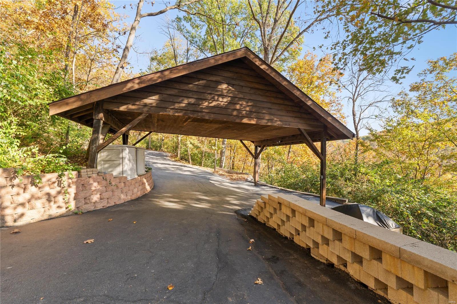 1812 Chimney Top Farms Rd