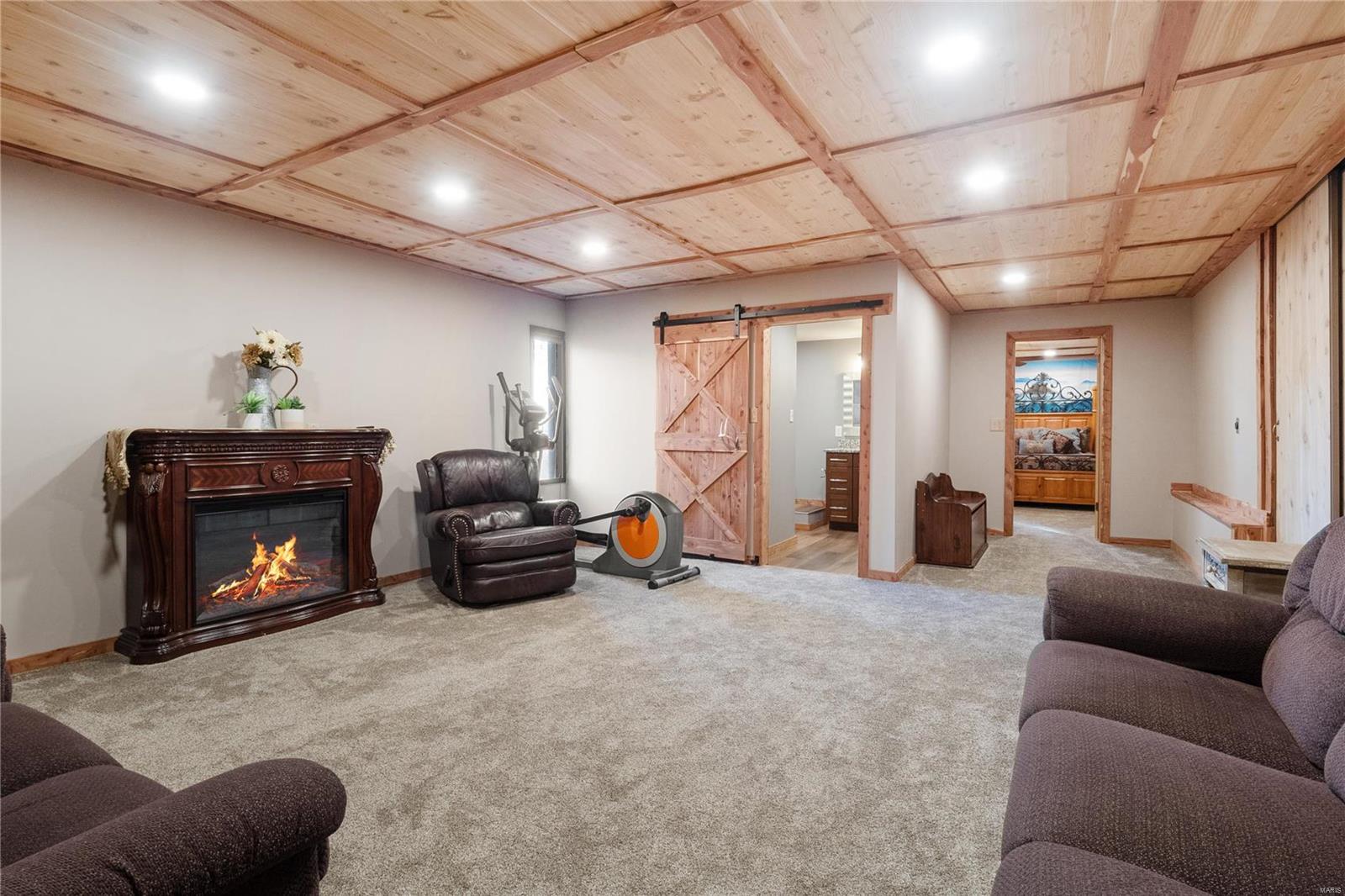 1812 Chimney Top Farms Rd