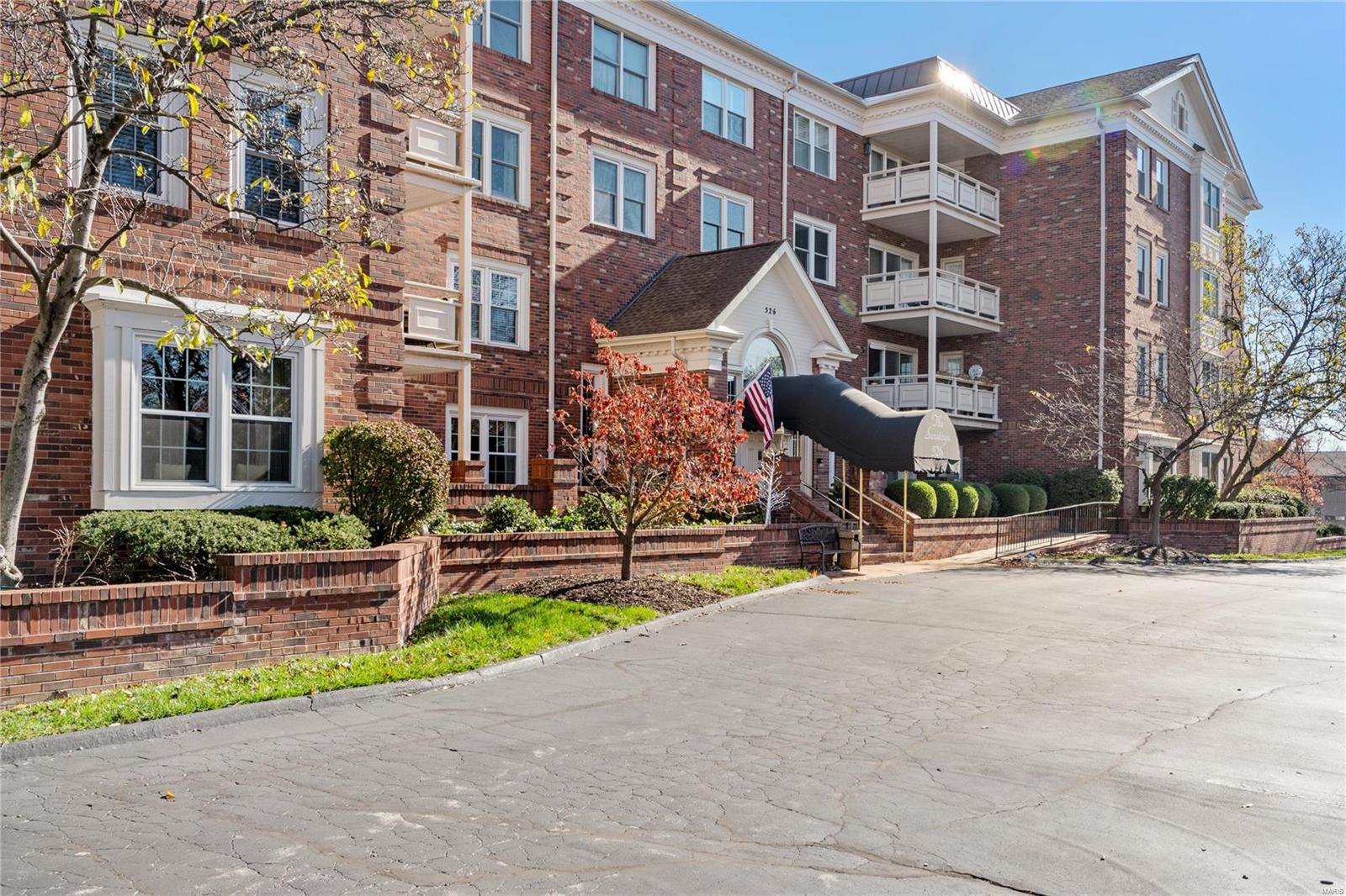 526 Sarah Lane Unit: 33