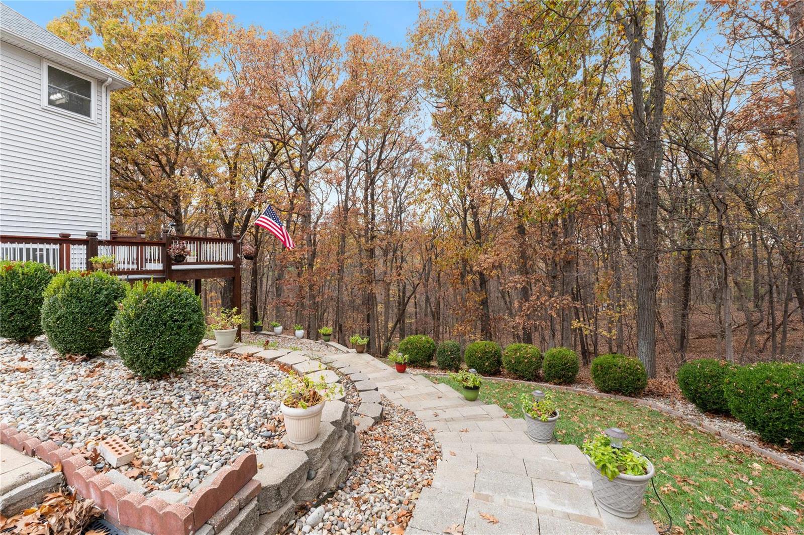 942 Sheffield Forest Court