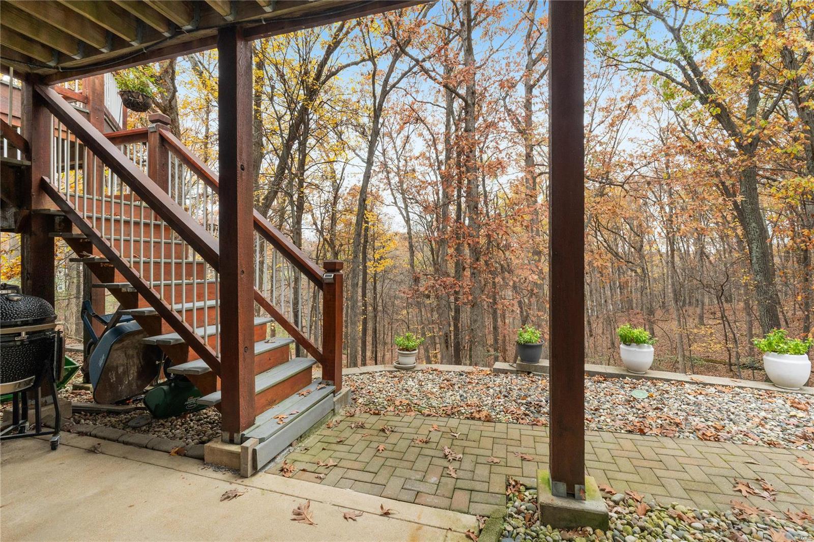 942 Sheffield Forest Court