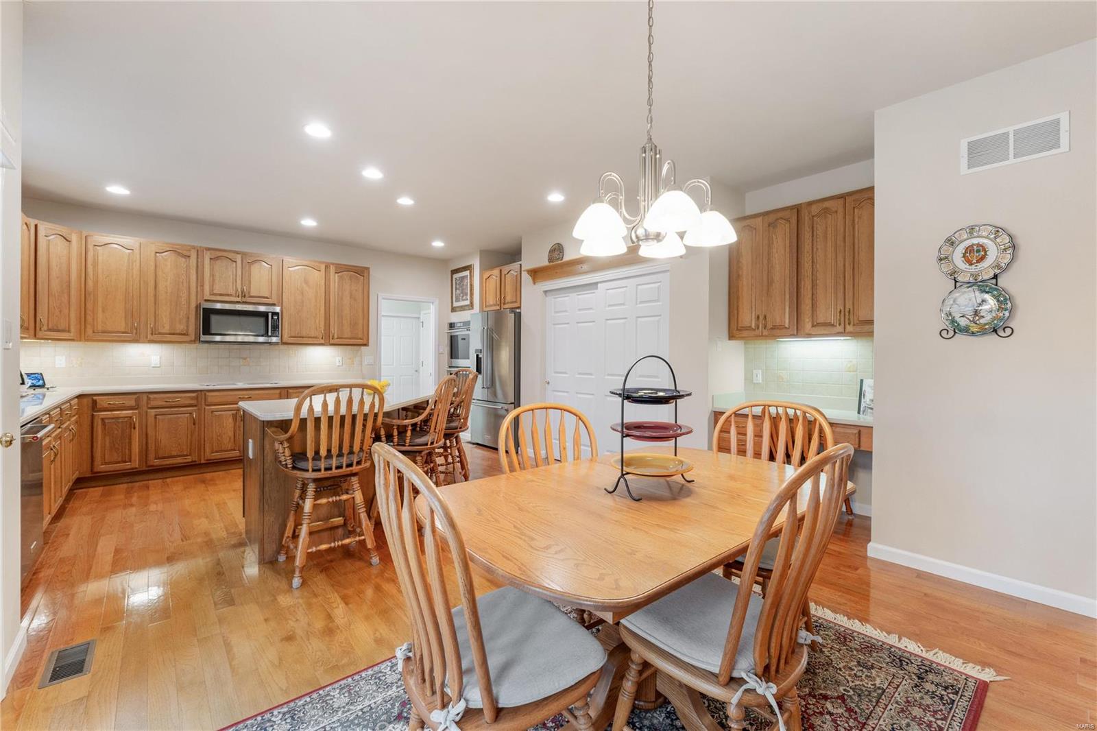 942 Sheffield Forest Court