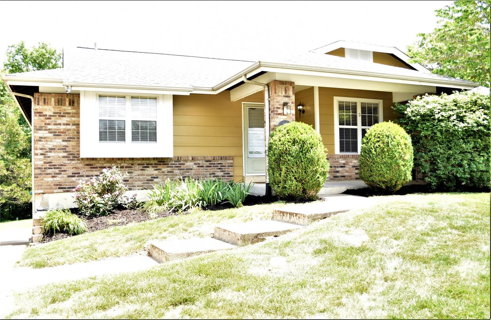 563 Woodhill Estates