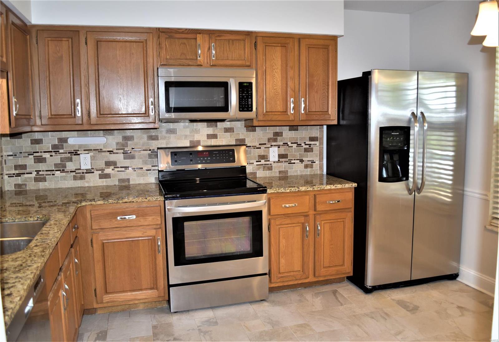 563 Woodhill Estates