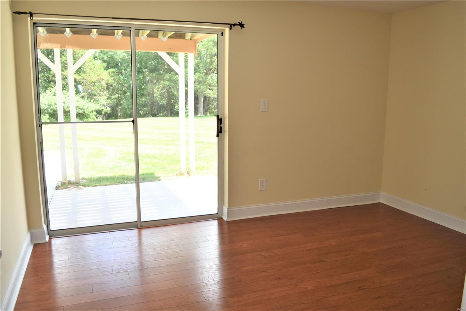 563 Woodhill Estates