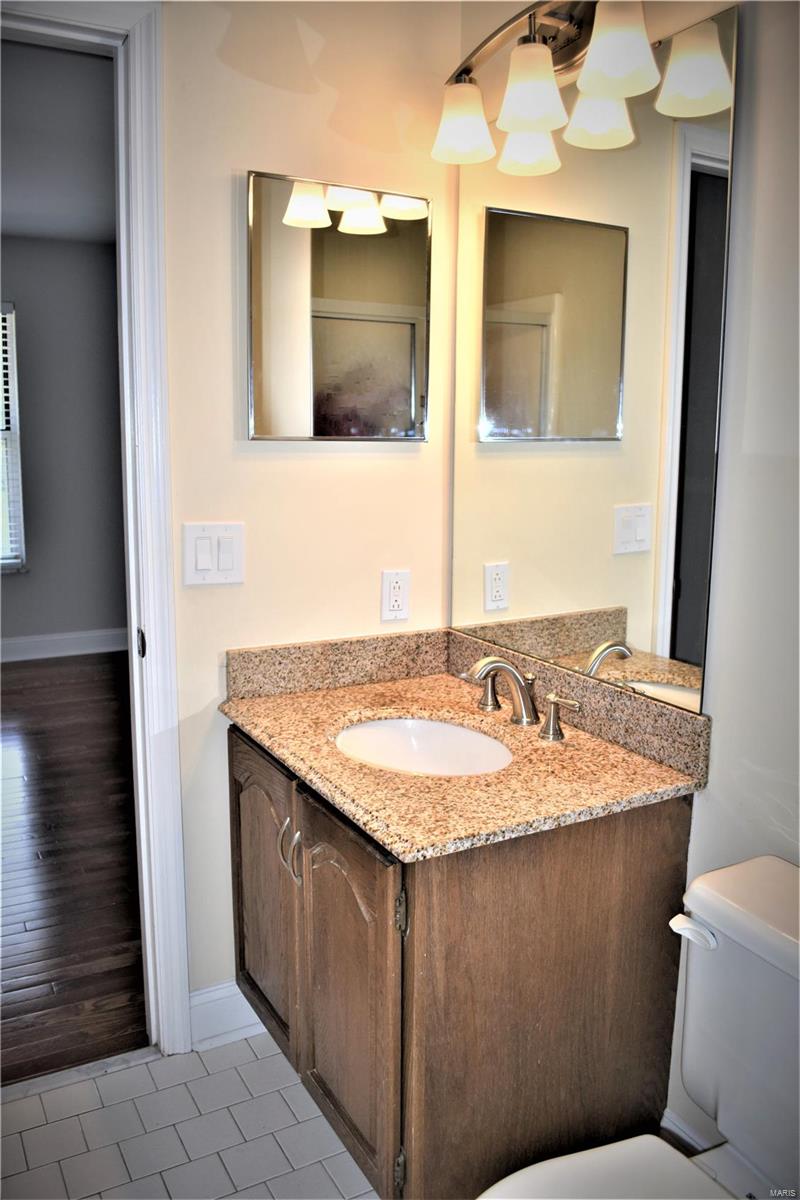 563 Woodhill Estates