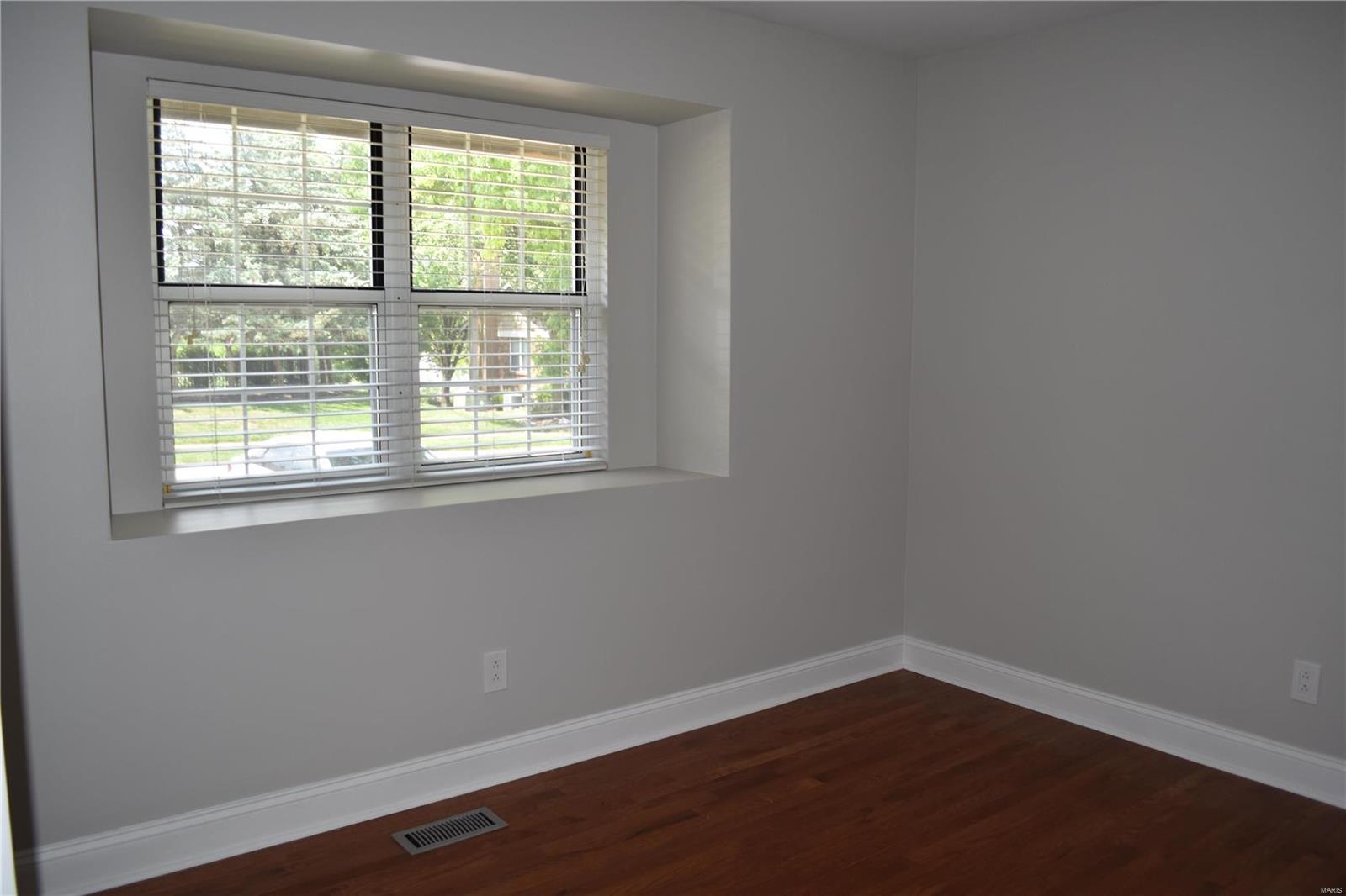 563 Woodhill Estates