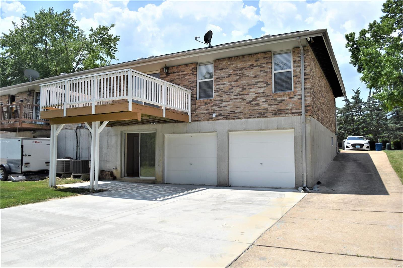 563 Woodhill Estates