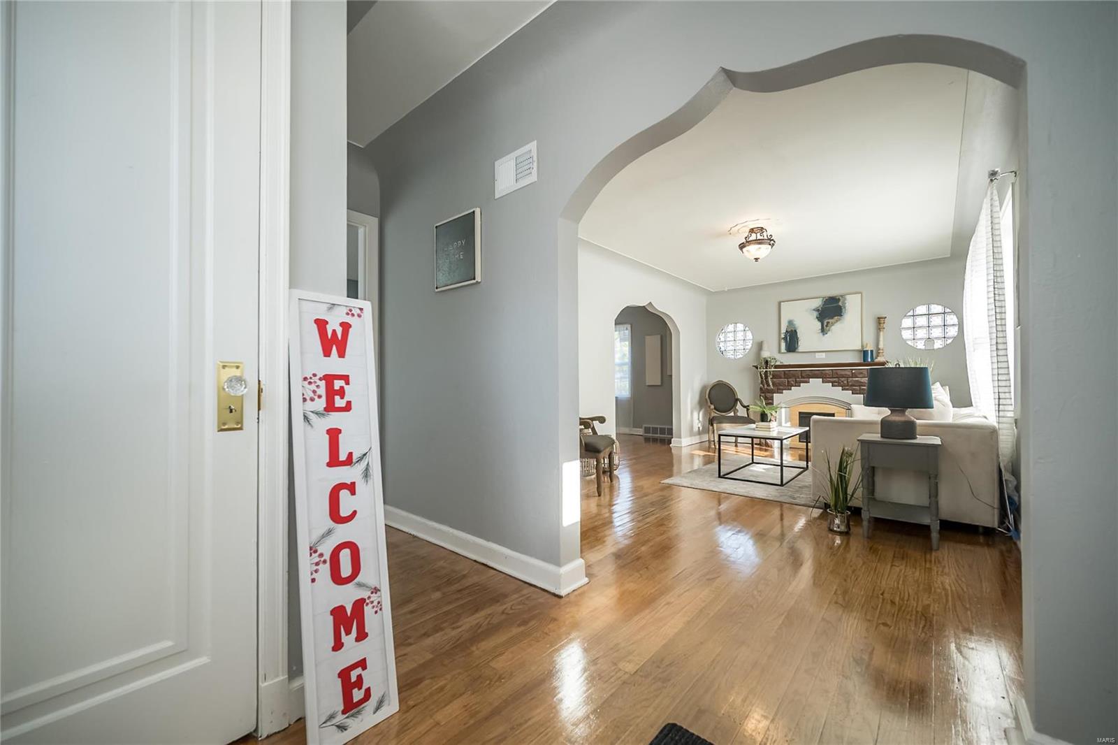 3847 Oakridge Boulevard