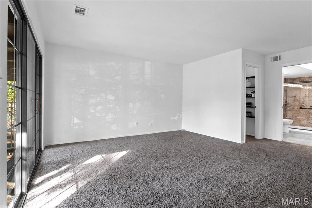 1420 Heritage Landing Unit: 306