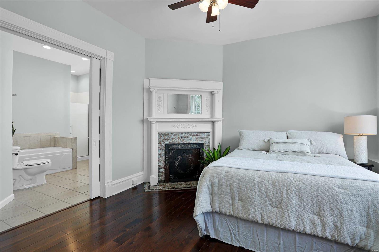 3515 Cambridge Avenue